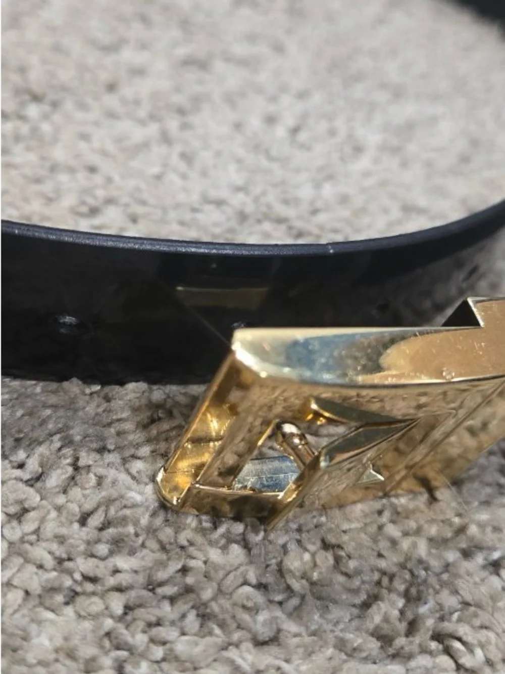 Saint Laurent Black Leather belt with receipt
